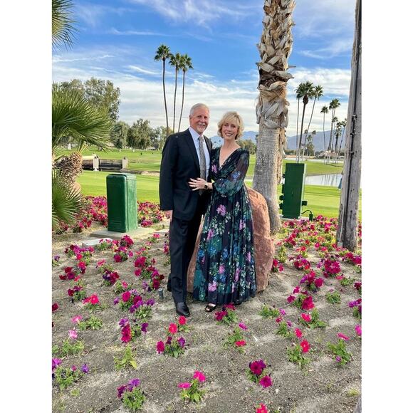 BADGLEY MISCHKA Black Green Floral Long Sleeve V-Neck Pleated Gown Size 4 - Picture 4 of 12